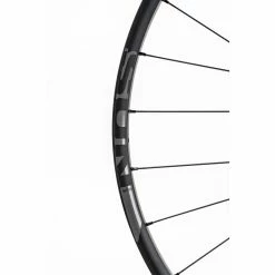 SunRingle Duroc G30 Expert 31 SunRingle Duroc G30 Expert -Transmission Boutique 0015 DurocG30WHT 1922RETOUCHED