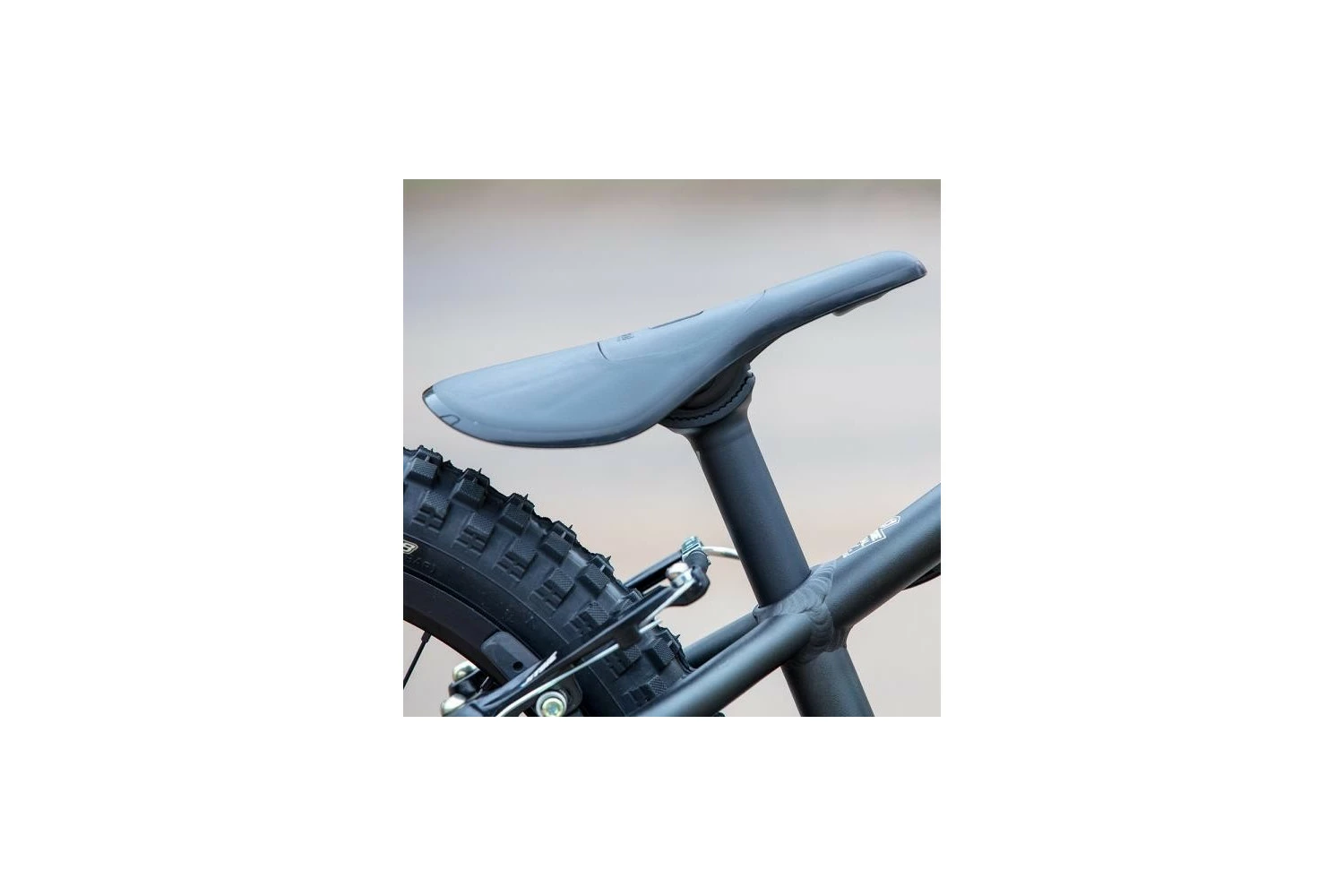 Selle Varial Avec Tige De Selle 3 Selle Varial Avec Tige De Selle